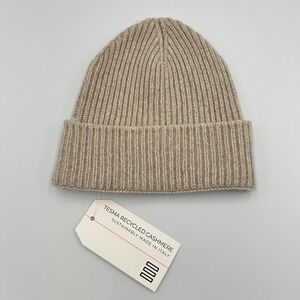Tesma Recycled Cashmere Beanie Hat Beige Taupe Ribbed Knit Made in Italy NWT